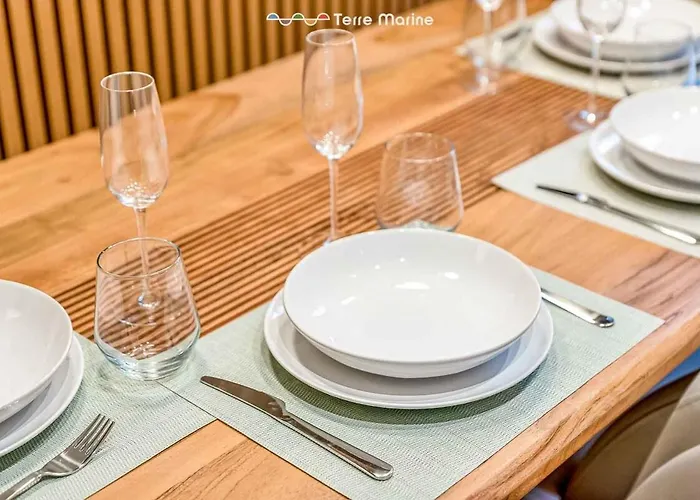 Globetrotter, Terremarine Διαμέρισμα *